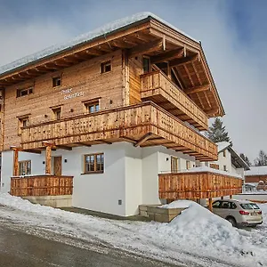 Guter Hirte Saalbach